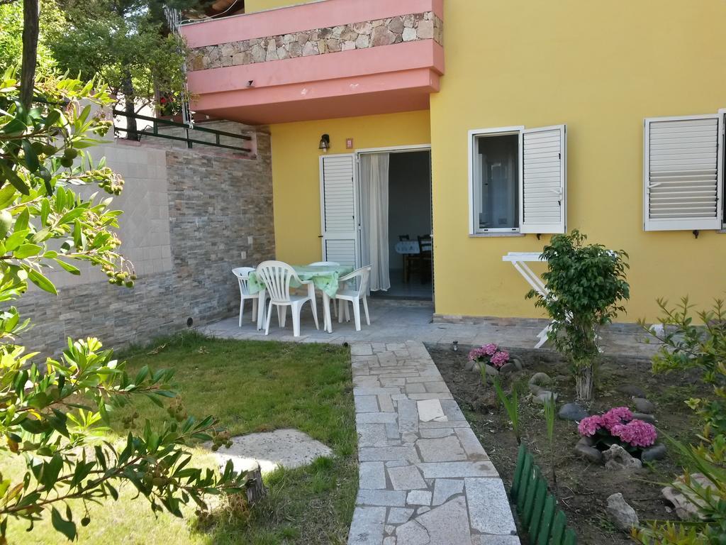 Casa Vacanze "La Caldosa" Бадезі Екстер'єр фото